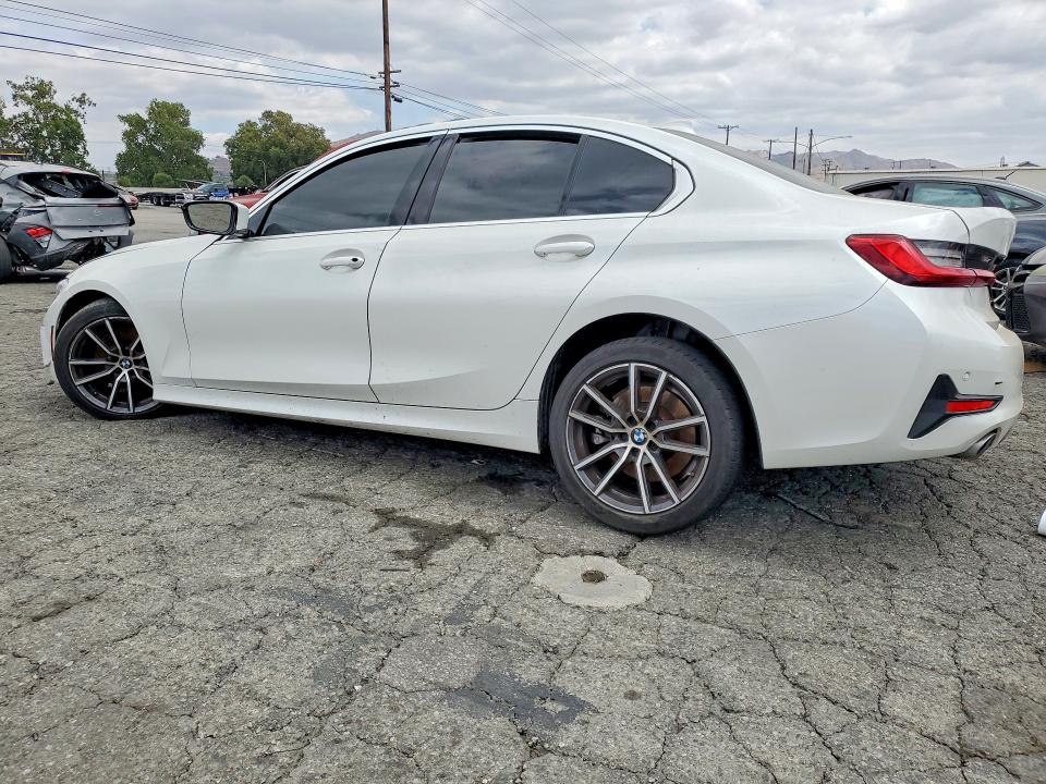 2020 BMW 3er VIN 3MW5R1J05L8B32601 COPART salvage auction — FRONT END, Ca - Dis/Dlr/Exp Only Clean Title, sold $7,300 on 2026-07-30 (photo 2)
