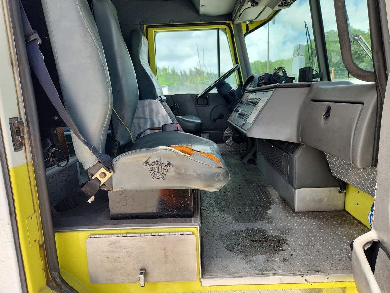 1995 Spartan motors Firetruck VIN 4S7GT9C07SC017366 COPART salvage auction — NORMAL WEAR, FL - CERTIFICATE OF TITLE, sold $3,000 on 2026-07-08 (photo 5)