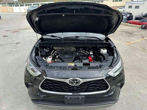 2023 Toyota Highlander VIN 5TDKDRBH8PS035011 COPART salvage auction — MINOR DENT/SCRATCHES, Salvage Title, sold $24,200 on 2026-07-14 (photo 5)