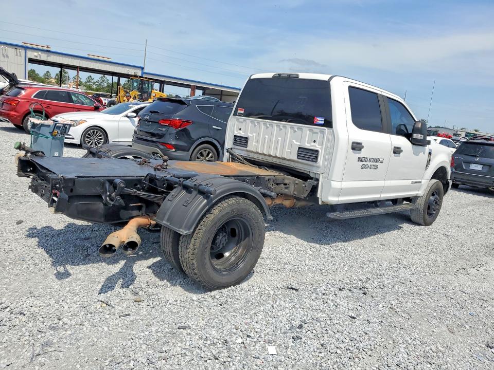2019 Ford F350 VIN 1FD8W3HT0KEC51605 COPART salvage auction — MINOR DENT/SCRATCHES, Fl - Certificate Of Title, sold $12,500 on 2026-07-08 (photo 3)
