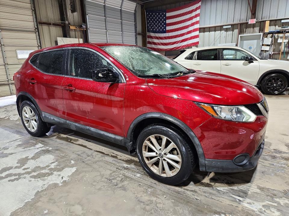 2019 Nissan Rogue VIN JN1BJ1CR2KW327749 COPART salvage auction — HAIL, Mo - Salvage Certificate Of Title, sold $1,450 on 2026-07-07 (photo 4)