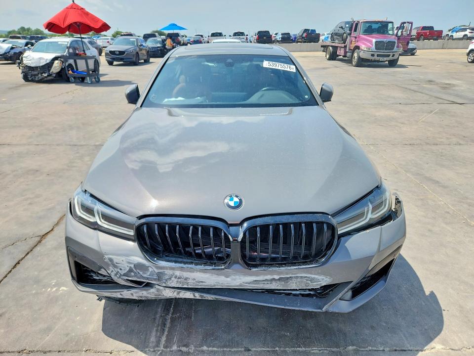 2021 BMW 5er VIN WBA53BJ00NWX58557 COPART salvage auction — FRONT END, Tx - Salvage Vehicle Title, sold $25,750 on 2026-07-30 (photo 5)