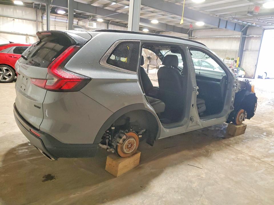 2025 Honda Cr-v VIN 7FARS6H85SE085411 COPART salvage auction — VANDALISM, Pa - Cert Of Salvage-Theft, sold $13,300 on 2026-07-29 (photo 3)
