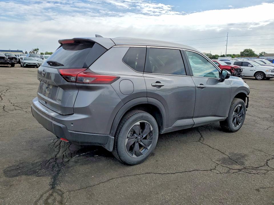 2025 Nissan Rogue VIN JN8BT3BB5SW411463 COPART salvage auction — FRONT END, Co - Public - Salvage Title, sold $6,700 on 2026-07-28 (photo 3)