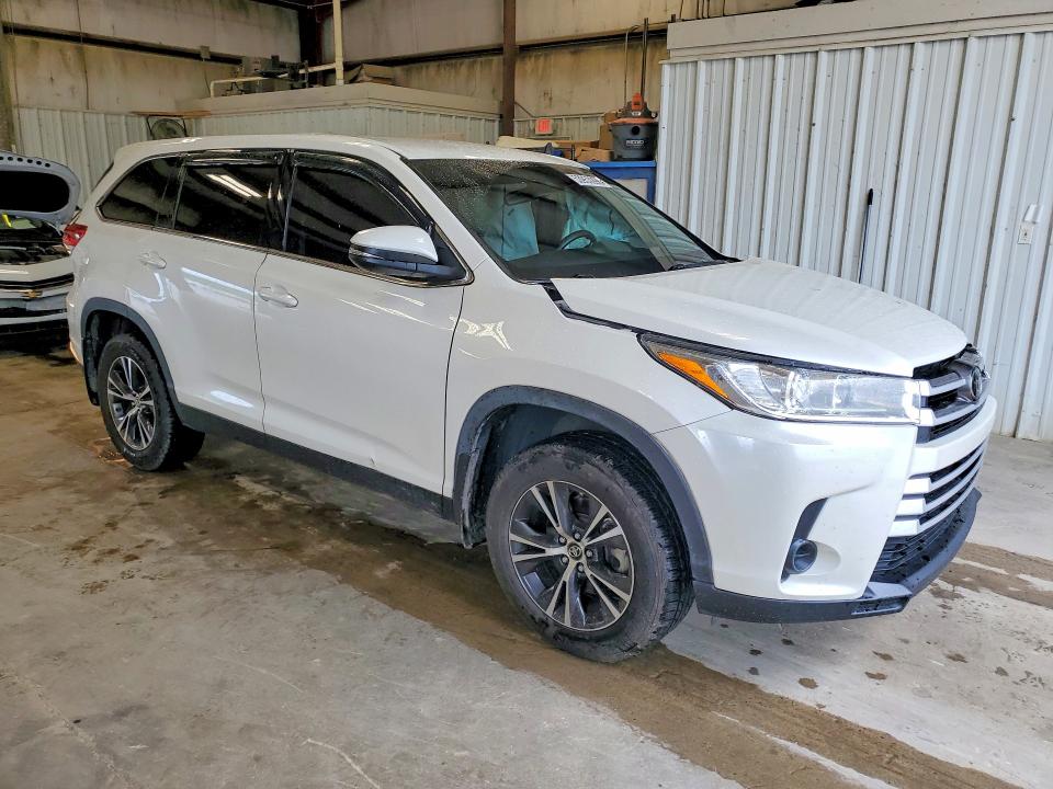 2019 Toyota Highlander VIN 5TDZZRFH7KS356119 COPART salvage auction — SIDE, AR - CERT OF TITLE-SALVAGE, sold $1,350 on 2026-07-27 (photo 4)