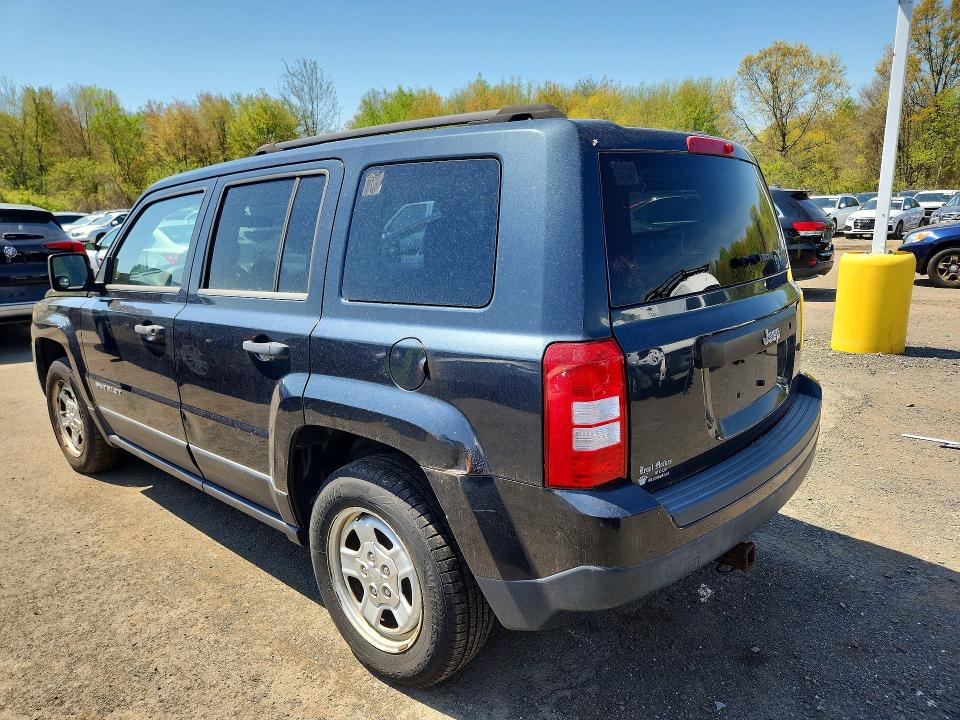 2014 Jeep Patriot VIN 1C4NJPBB4ED692452 COPART salvage auction — MINOR DENT/SCRATCHES, Ma - Certificate Of Title (P), sold $1,300 on 2026-07-09 (photo 2)