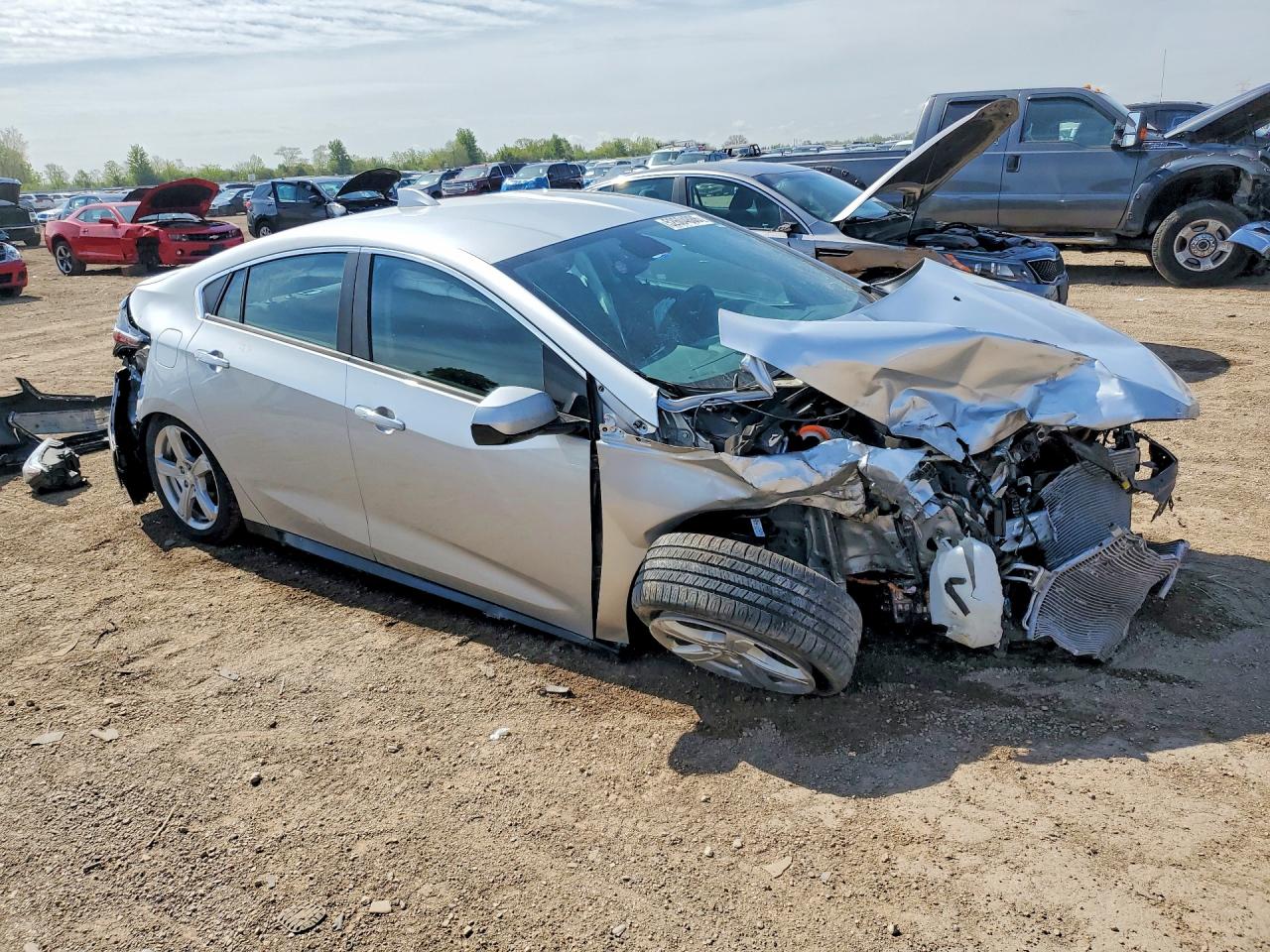 2018 Chevrolet Volt VIN 1G1RC6S52JU136322 COPART salvage auction — Front End, IL - SALVAGE CERTIFICATE, sold $325 on 2026-06-30 (photo 4)
