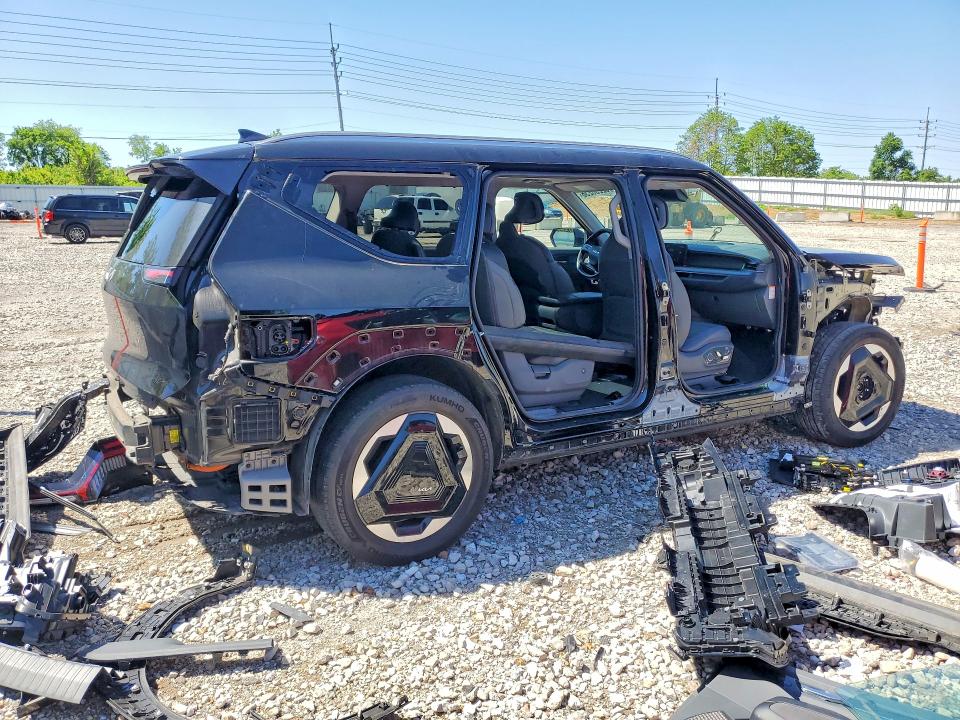 2024 Kia VIN KNDADFS55R6024793 COPART salvage auction — STRIPPED, Mo - Salvage Certificate Of Title, sold $11,000 on 2026-07-10 (photo 3)