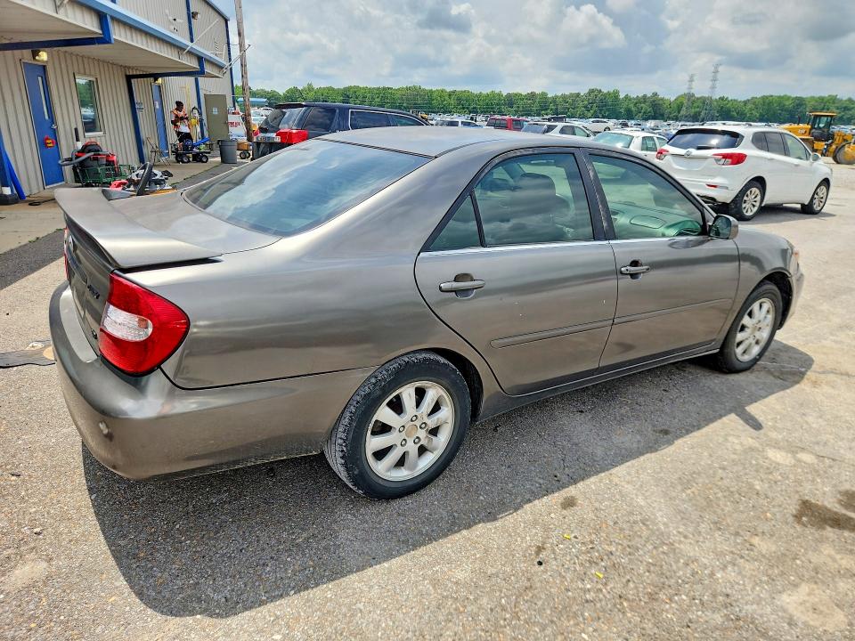 2004 Toyota Camry VIN 4T1BA32K34U015057 COPART salvage auction — FRONT END, TN - SALVAGE CERTIFICATE, sold $775 on 2026-07-09 (photo 3)