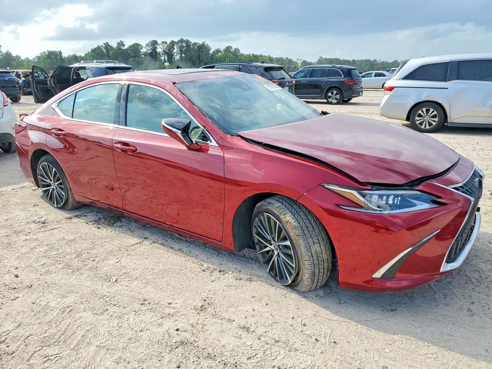2025 Lexus Es 350 VIN 58ADZ1B15SU206157 COPART salvage auction — SIDE, Tx - Salvage Vehicle Title, sold $16,900 on 2026-07-28 (photo 4)