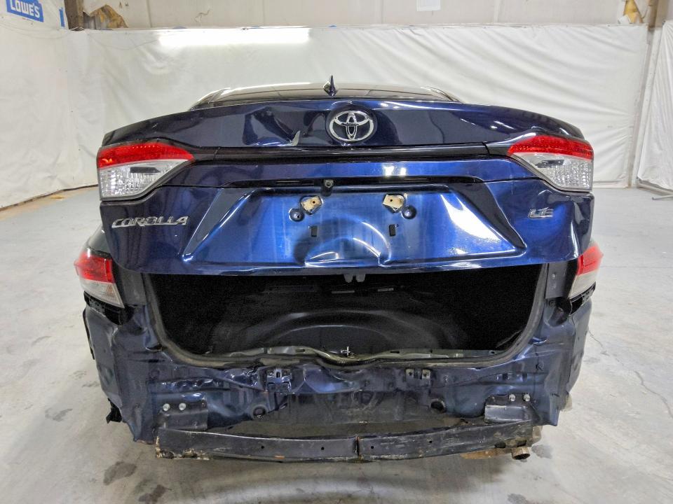 2022 Toyota Corolla VIN 5YFEPMAE1NP385049 COPART salvage auction — REAR END, Tn - Certificate Of Title, sold $3,250 on 2026-07-02 (photo 6)