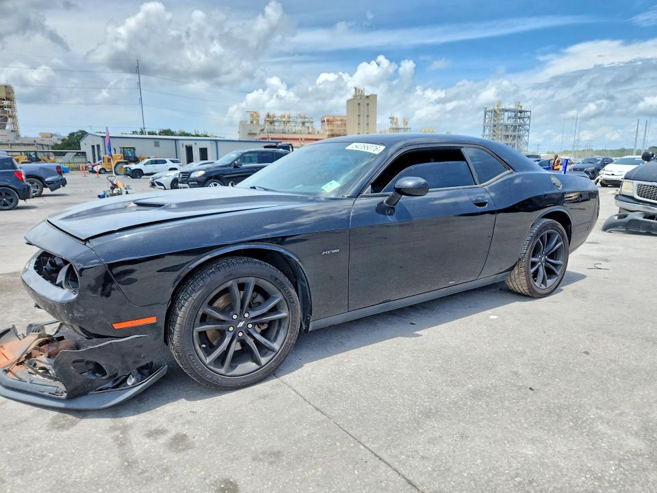 2018 Dodge Challenger VIN 2C3CDZBTXJH116692 — COPART salvage auction photo