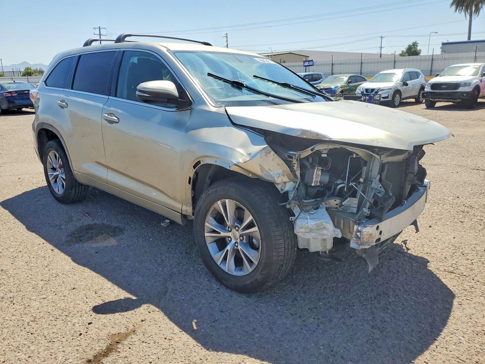 2015 Toyota Highlander VIN 5TDZKRFH8FS114790 COPART salvage auction — FRONT END, Az - Certificate Of Title (P), sold $2,700 on 2026-07-27 (photo 4)
