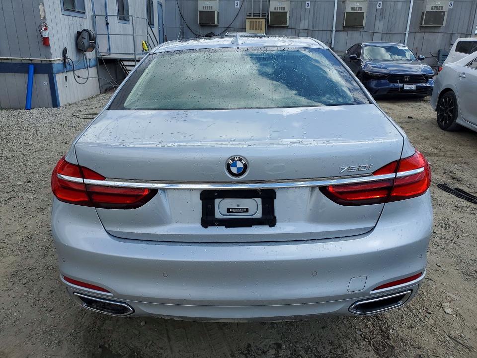 2018 BMW 7 series VIN WBA7F0C50JGM23722 COPART salvage auction — FRONT END, Ca - Acq Bos - Post Sale - Salvage, sold $2,650 on 2026-07-09 (photo 6)