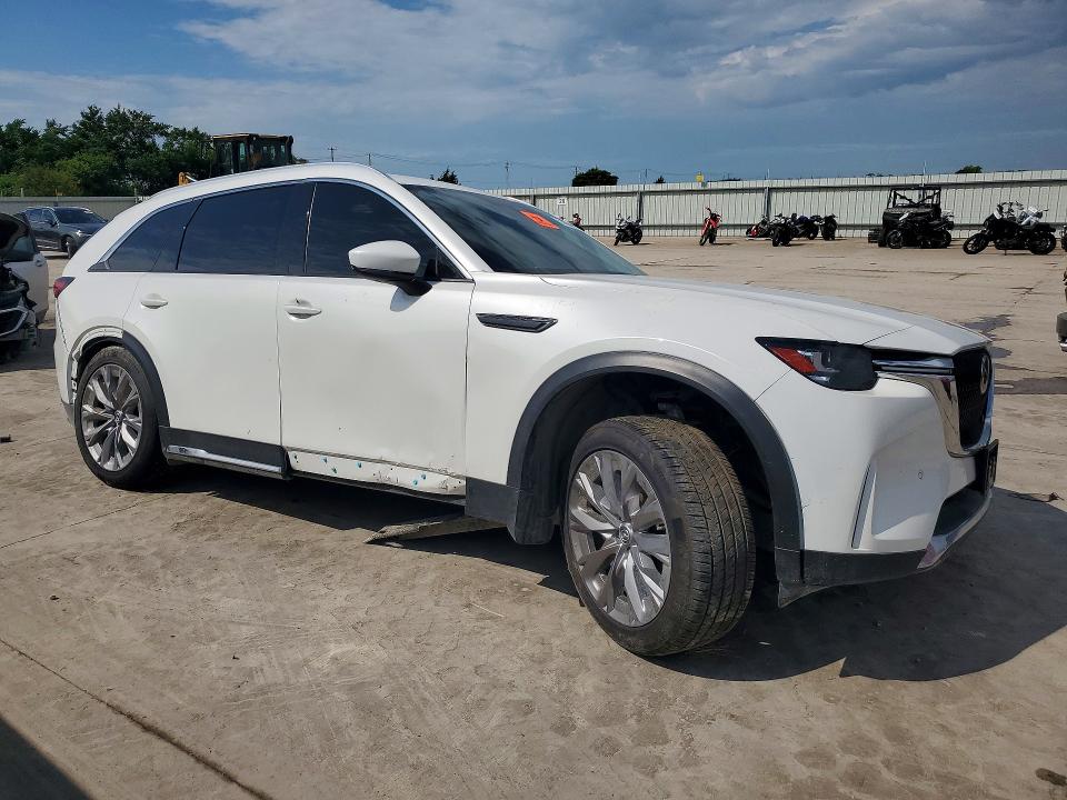 2024 Mazda Cx-90 VIN JM3KKDHD5R1131442 COPART salvage auction — SIDE, TX - SALVAGE VEHICLE TITLE, sold $6,600 on 2026-07-30 (photo 4)