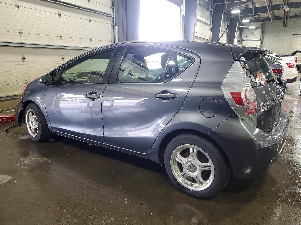 2013 Toyota Prius VIN JTDKDTB31D1036706 COPART salvage auction — FRONT END, Mn - Cert Of Title-Prior Salvage, sold $275 on 2026-07-28 (photo 2)