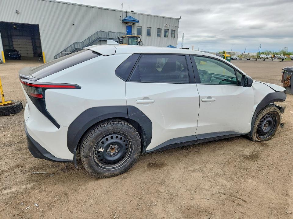 2024 Toyota Bz4x VIN JTMAAAAA5RA046042 COPART salvage auction — FRONT END, Qc - Gravement Accidente, sold $150 on 2026-07-21 (photo 3)