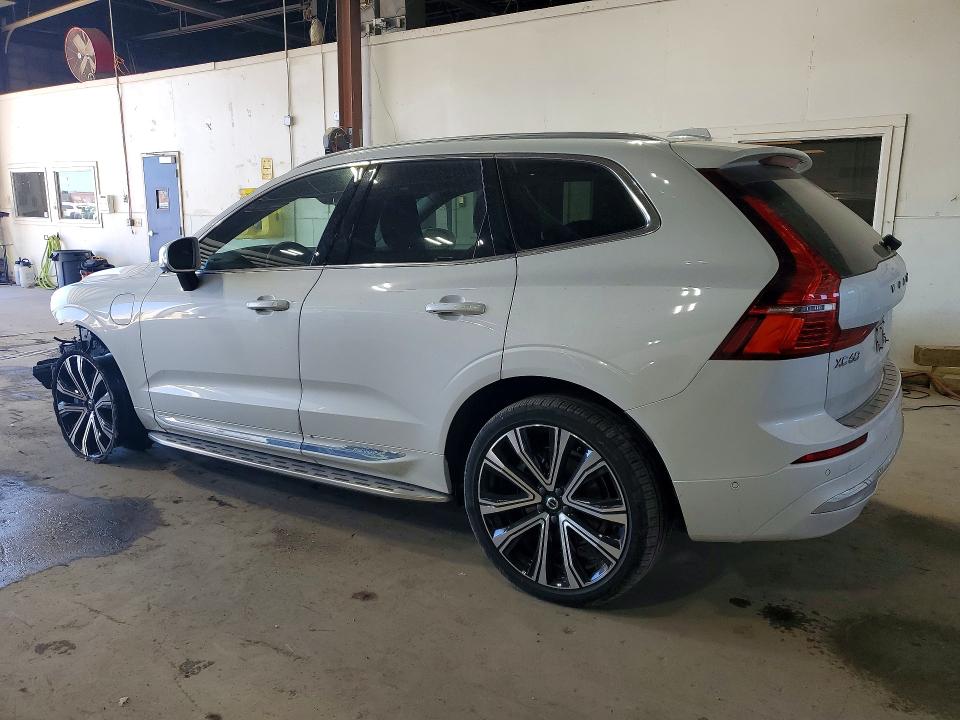 2023 Volvo VIN YV4H60DA4P1301375 COPART salvage auction — FRONT END, Mn - Cert Of Title-Salvage, sold $18,800 on 2026-07-23 (photo 2)