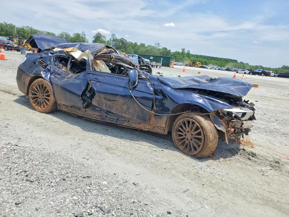 2014 BMW 3er VIN WBA3B3G58ENR81597 COPART salvage auction — ROLLOVER, Sc - Cert Of Title-Salvage, sold $400 on 2026-07-27 (photo 4)