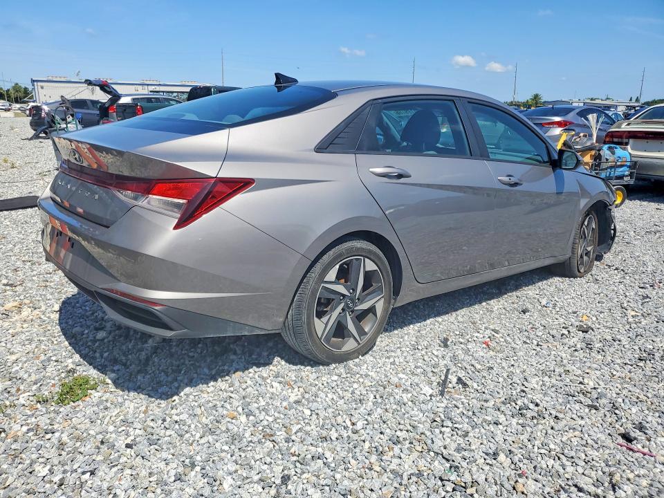2023 Hyundai Elantra VIN KMHLS4AG0PU501298 COPART salvage auction — FRONT END, Fl - Certificate Of Destruction, sold $6,700 on 2026-07-17 (photo 3)