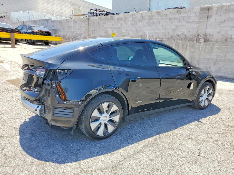 2023 Tesla Model y VIN 7SAYGDEE2PF813543 COPART salvage auction — REAR END, Nv - Salvage Title, sold $9,800 on 2026-07-06 (photo 3)
