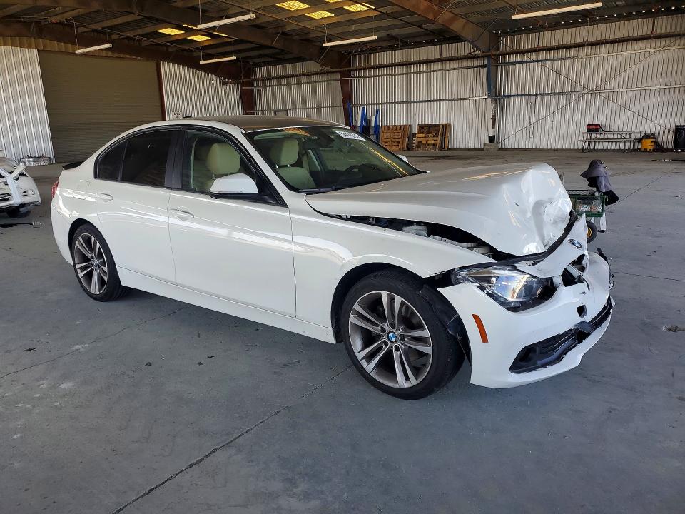 2018 BMW 3er VIN WBA8A9C57JAH13968 COPART salvage auction — FRONT END, Ca - Salvage Certificate, sold $975 on 2026-07-02 (photo 4)