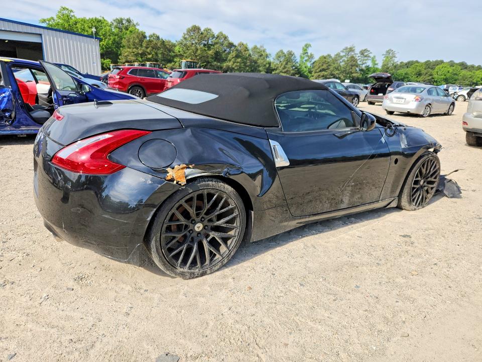 2017 Nissan 370z VIN JN1AZ4FH9HM940383 COPART salvage auction — FRONT END, Va - Certificate Of Title, sold $1,850 on 2026-07-21 (photo 3)