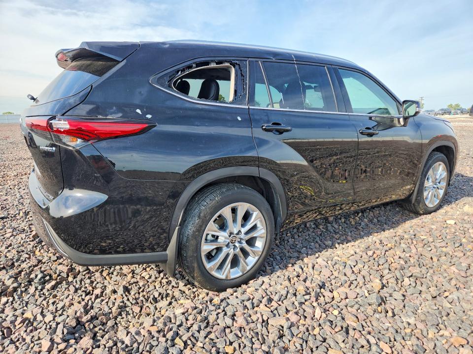 2023 Toyota Highlander VIN 5TDXBRCH9PS123950 COPART salvage auction — HAIL, Mo - Salvage Certificate Of Title, sold $24,200 on 2026-07-08 (photo 3)