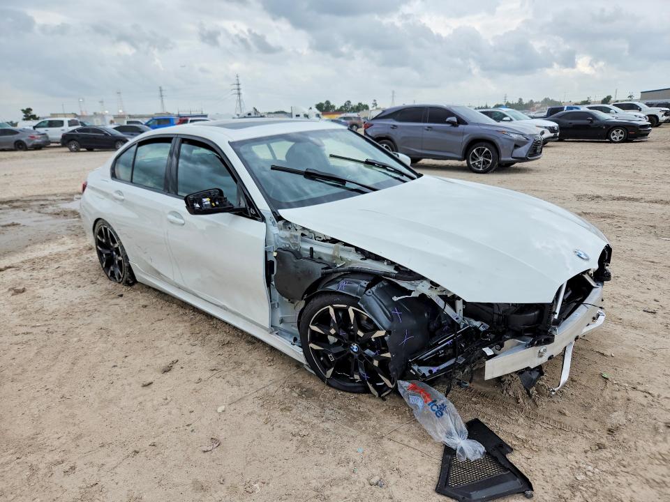 2026 BMW 3er VIN WBA13LA0XTFW61903 COPART salvage auction — FRONT END, Tx - Salvage Vehicle Title, sold $19,200 on 2026-07-10 (photo 4)