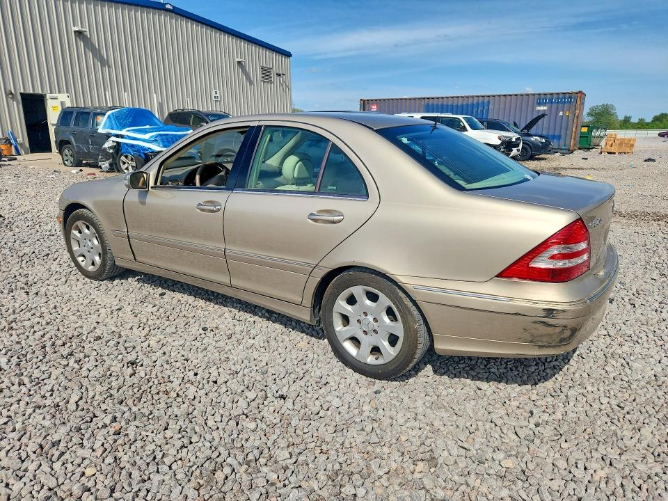 2005 Mercedes-benz C class VIN WDBRF81J05F596869 COPART salvage auction — REAR END, WI - CERTIFICATE OF TITLE, sold $1,750 on 2026-07-27 (photo 2)
