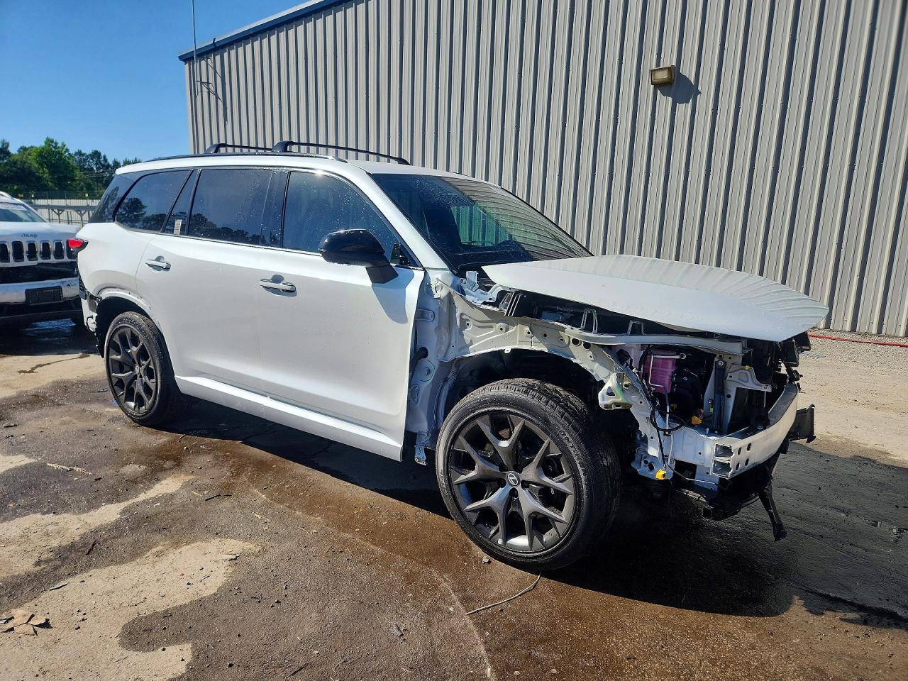 2026 Lexus VIN 5TDABAB65TS021773 COPART salvage auction — Front End, SC - CERT OF TITLE-SALVAGE, sold $43,000 on 2026-07-07 (photo 4)