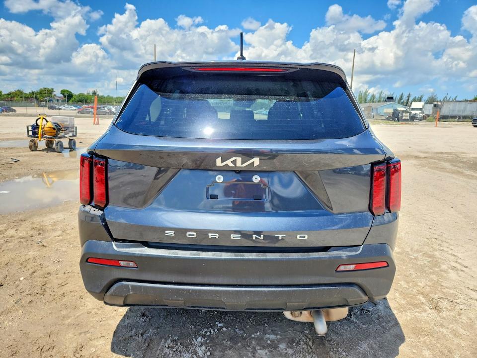 2022 Kia VIN 5XYRG4LC0NG110581 COPART salvage auction — REAR END, Fl - Cert Of Title Slvg Rebuildable, sold $7,100 on 2026-07-07 (photo 6)