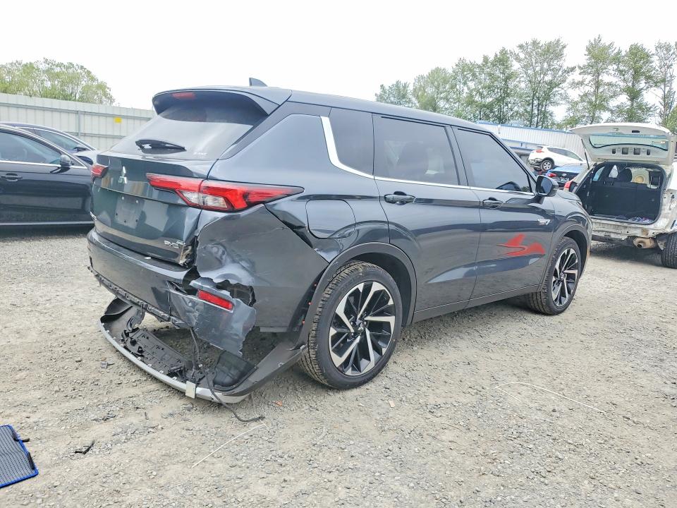 2025 Mitsubishi Outlander VIN JA4T5VA95SZ001193 COPART salvage auction — REAR END, WA - BILL OF SALE, sold $14,600 on 2026-07-27 (photo 3)