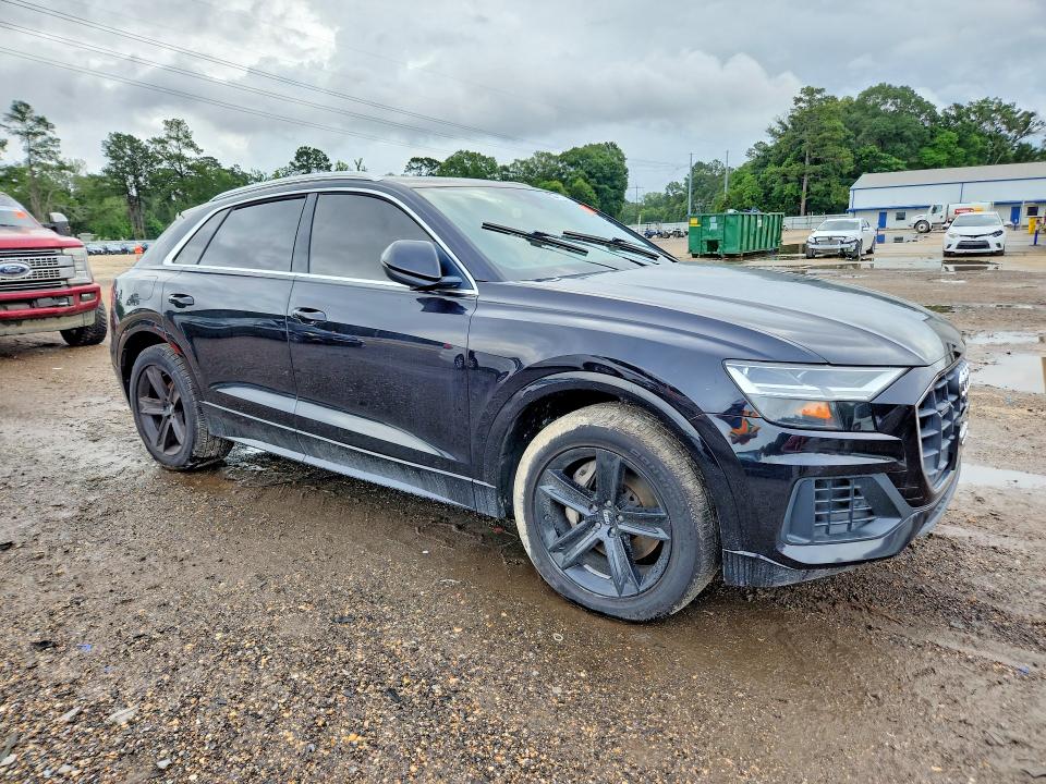 2019 Audi Q8 VIN WA1AVAF17KD021476 COPART salvage auction — MINOR DENT/SCRATCHES, La - Certificate Of Title, sold $14,200 on 2026-07-22 (photo 4)