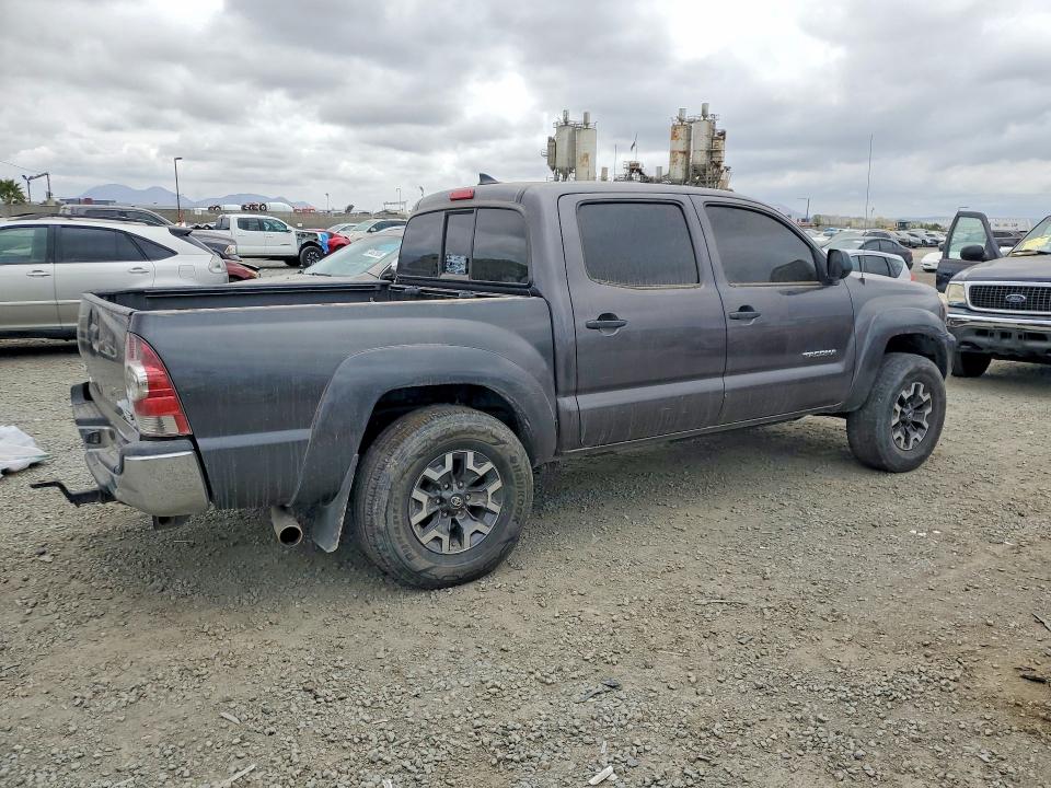 2015 Toyota Tacoma VIN 5TFJX4CN6FX064137 COPART salvage auction — REPLACED VIN, Ca - Salvage Certificate, sold $7,900 on 2026-07-10 (photo 3)