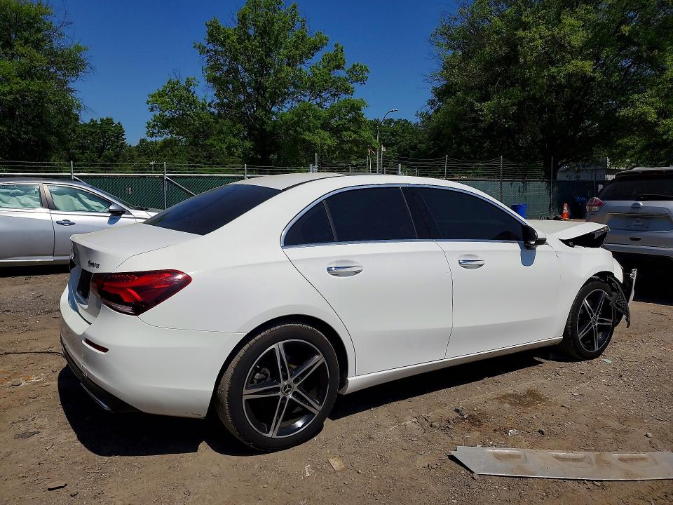 2019 Mercedes-benz A-klasse VIN WDD3G4FB8KW030815 COPART salvage auction — FRONT END, Salvage Title, sold $3,150 on 2026-08-06 (photo 3)