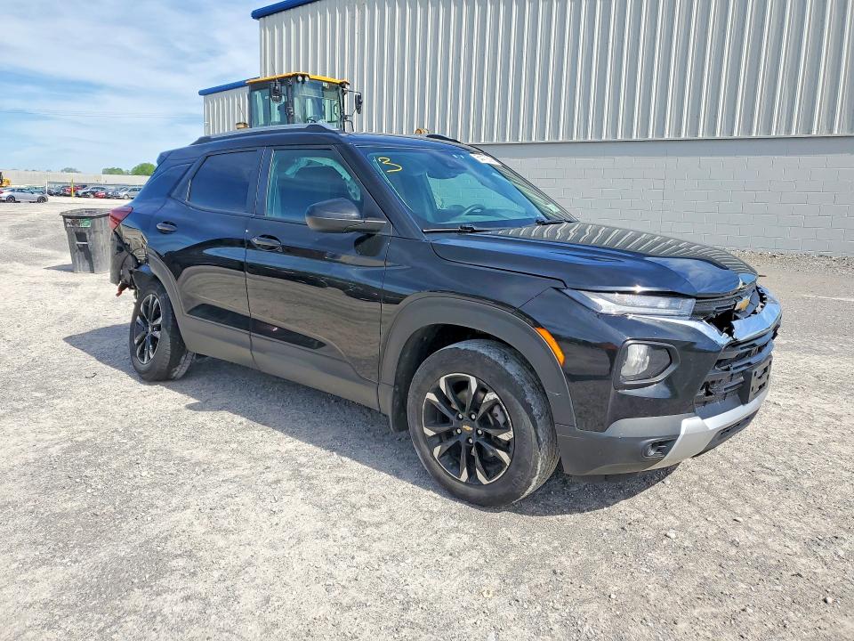 2021 Chevrolet Trailblazer VIN KL79MRSL5MB177996 COPART salvage auction — REAR END, Ny - Mv-907A Salvage Certificate, sold $3,400 on 2026-07-06 (photo 4)