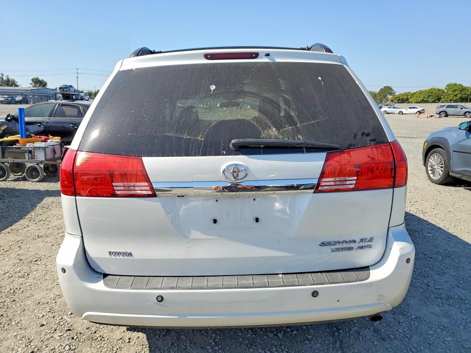 2004 Toyota Sienna VIN 5TDBA22C34S009173 COPART salvage auction — FRONT END, Ca - Non-Repairable Vehicle Cert, sold $875 on 2026-07-17 (photo 6)