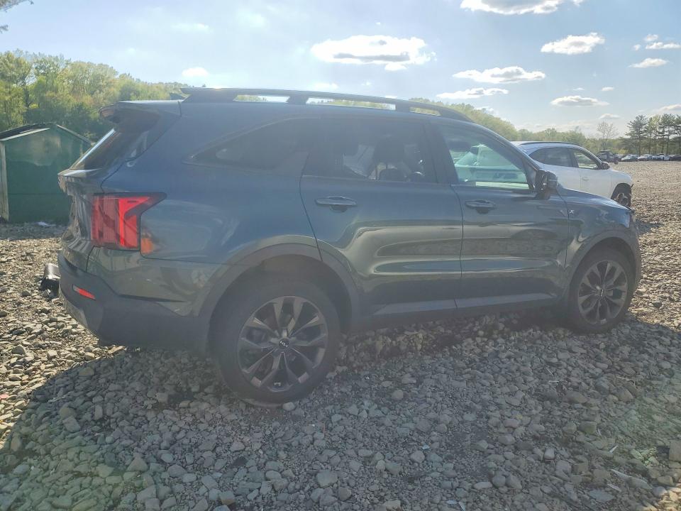 2022 Kia Sorento VIN 5XYRHDLF5NG115024 COPART salvage auction — SIDE, Nj - Cert Of Title-Salvage, sold $2,900 on 2026-07-27 (photo 3)