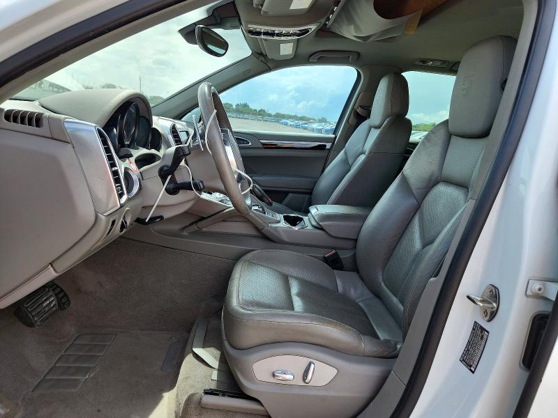 2014 Porsche Cayenne VIN WP1AA2A28ELA97451 COPART salvage auction — MINOR DENT/SCRATCHES, Fl - Certificate Of Title (P), sold $2,050 on 2026-07-30 (photo 7)