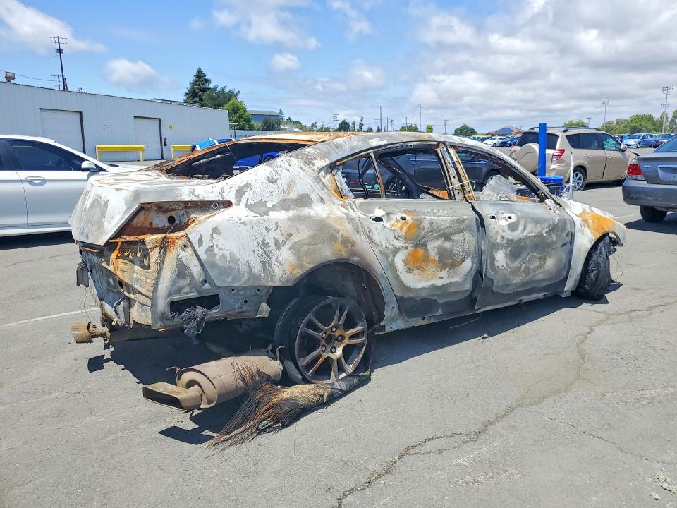 2009 Acura Tl VIN 19UUA86289A000455 COPART salvage auction — BURN, Ca - Non-Repairable Vehicle Cert, sold $10 on 2026-07-31 (photo 3)