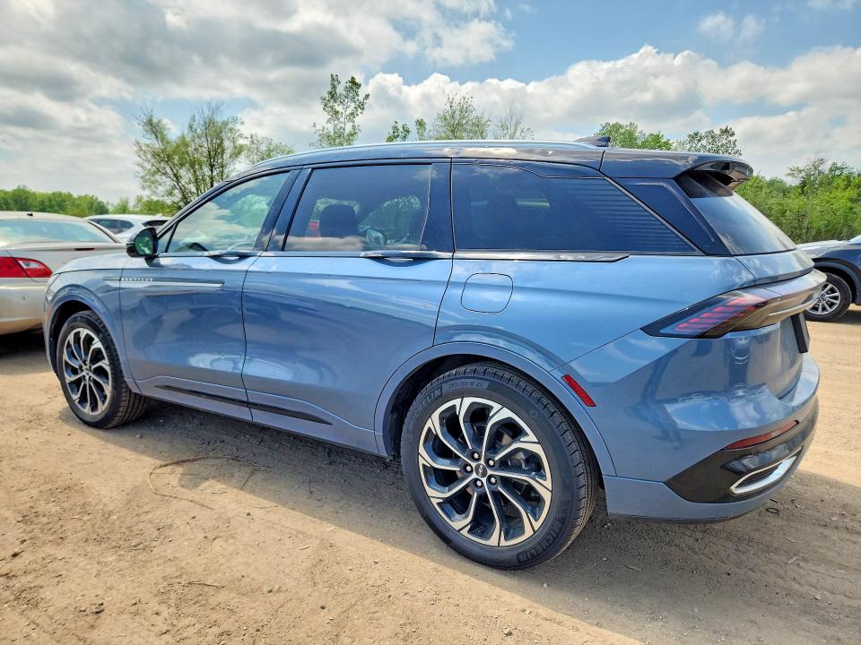 2025 Lincoln VIN 5LMPJ8KA4SJ963005 COPART salvage auction — HAIL, Oh - Cert Of Title-Salvage, sold $25,500 on 2026-07-02 (photo 2)