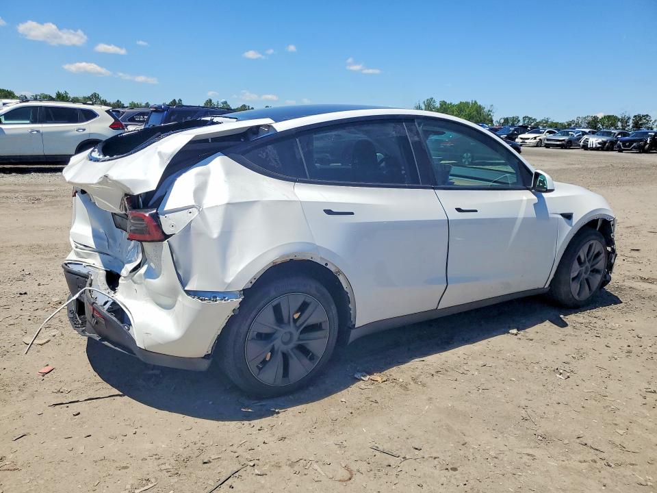 2024 Tesla Model y VIN 7SAYGAEE6RF167456 COPART salvage auction — REAR END, VA - CERT OF TITLE - SALVAGE, sold $9,900 on 2026-07-08 (photo 3)