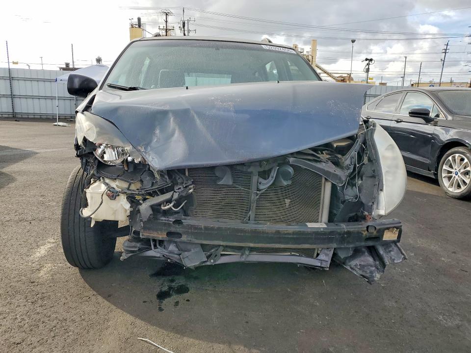 2008 Toyota Sienna VIN 5TDZK23C48S128608 COPART salvage auction — FRONT END, Ca - Salvage Certificate, sold $650 on 2026-07-20 (photo 5)