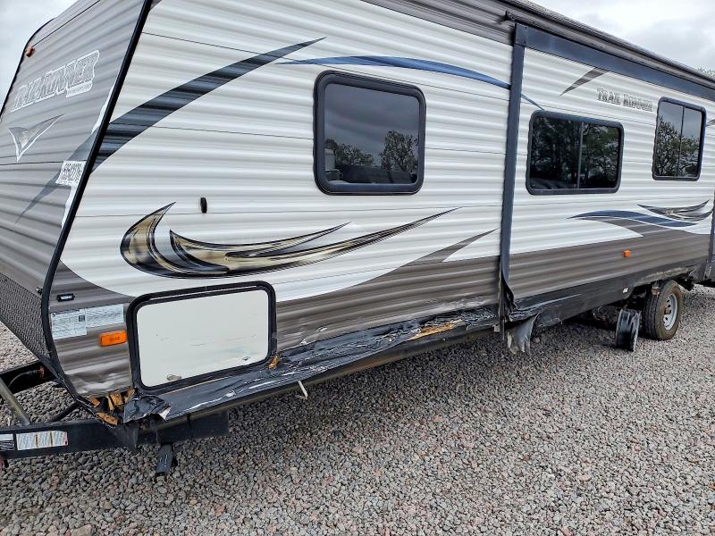 2016 Heartland rvs Recreational vehicle (rv) VIN 5SFEB3423GE304317 COPART salvage auction — SIDE, MN - CERT OF TITLE-PRIOR SALVAGE, sold $2,100 on 2026-07-09 (photo 9)