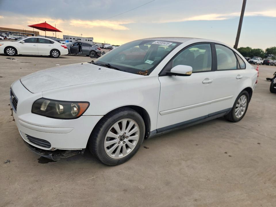 2005 Volvo S40 VIN YV1MS382552081151 COPART salvage auction — FRONT END, FL - CERTIFICATE OF TITLE, sold $275 on 2026-07-09 (photo 1)