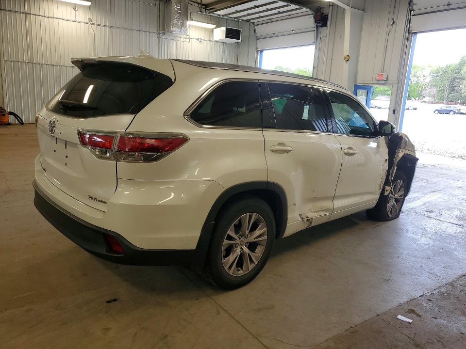 2015 Toyota Highlander VIN 5TDJKRFH3FS131705 COPART salvage auction — FRONT END, Mn - Cert Of Title-Salvage, sold $325 on 2026-07-21 (photo 3)