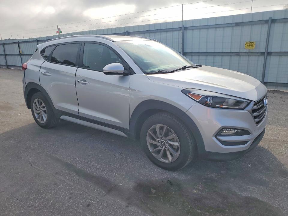 2018 Hyundai Tucson VIN KM8J33A41JU728883 COPART salvage auction — REAR END, Nc - Salvage Certificate Of Title, sold $5,500 on 2026-07-28 (photo 4)
