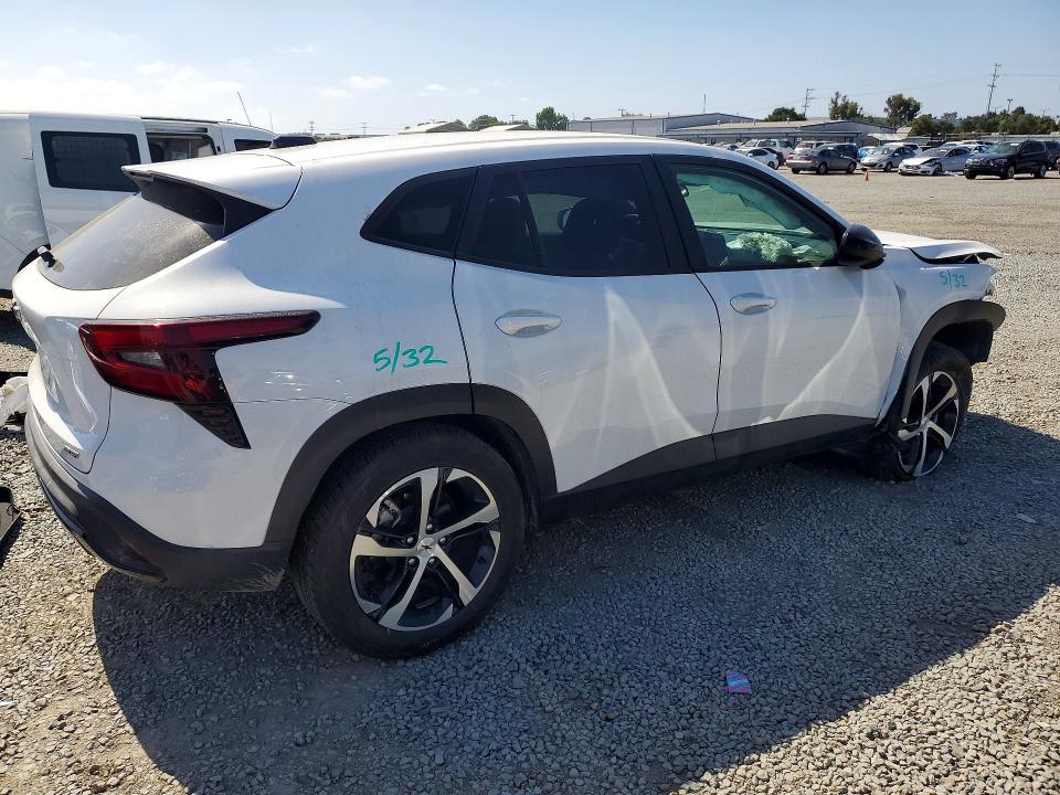 2024 Chevrolet Trax VIN KL77LGE2XRC190651 COPART salvage auction — FRONT END, Ca - Salvage Certificate, sold $1,800 on 2026-07-02 (photo 3)