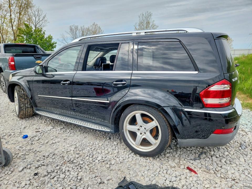 2009 Mercedes-benz Gl-klasse VIN 4JGBF86E69A467998 COPART salvage auction — WATER/FLOOD, Mi - Cert Of Title-Flood Vehicle, sold $625 on 2026-07-02 (photo 2)